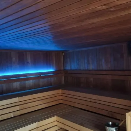 Penthouse-suite Am Ploener Apartment *