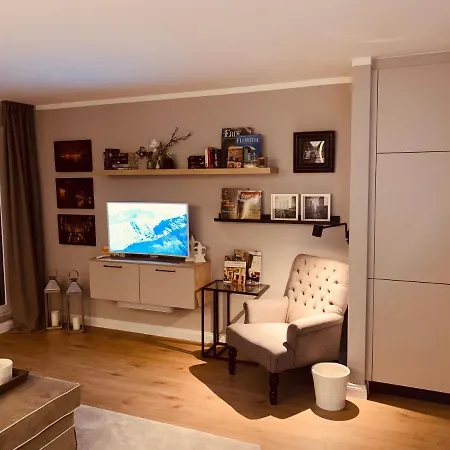 아파트 Penthouse-suite Am Ploener *